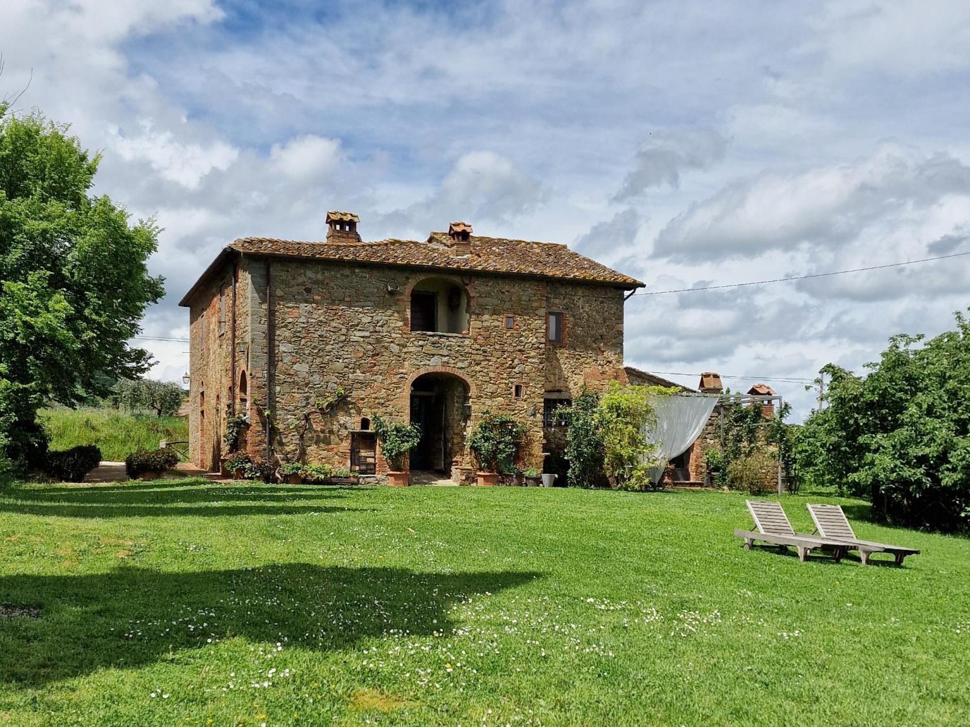 Podere Pievina Delle Corti - Dimora Di Campagna Sinalunga Luaran gambar