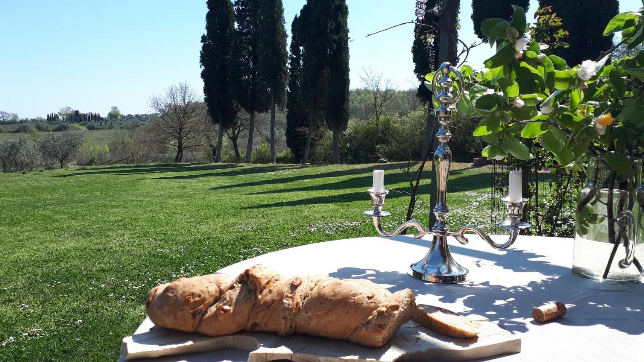 Podere Pievina Delle Corti - Dimora Di Campagna Sinalunga Luaran gambar
